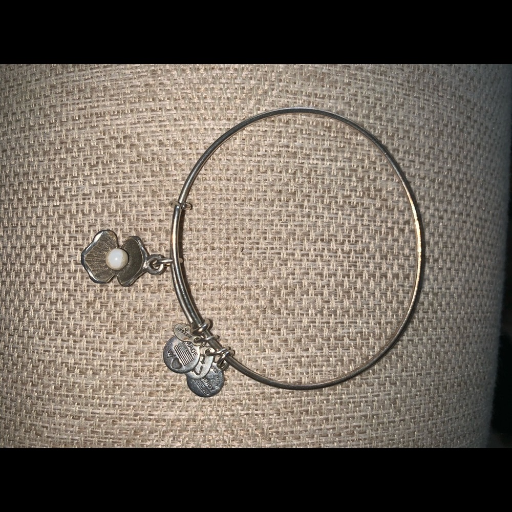 Alex and ani pearl oyster bracelet